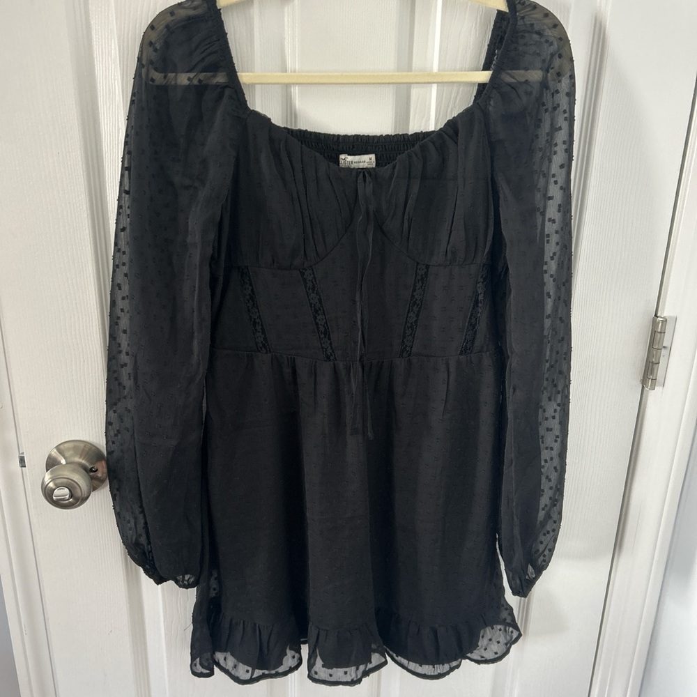 Elegant Black Sheer Sleeve Women's Dress